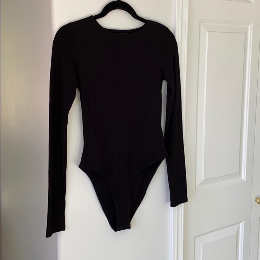 TIMELESS - Black Round Neck Ribbed Classic Basic Bodysuit - Picture 6 of 8